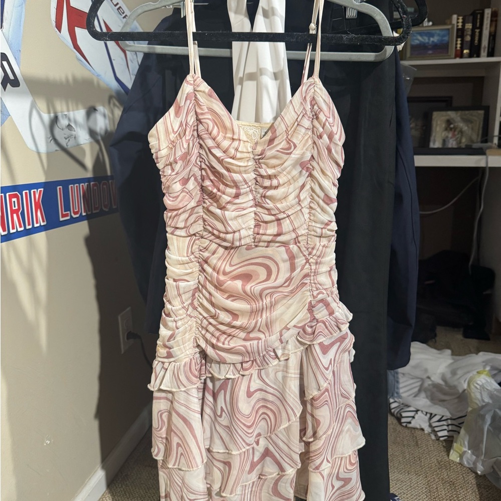 Sadie & Sage Pink Swirl Mini Dress